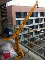小吊機